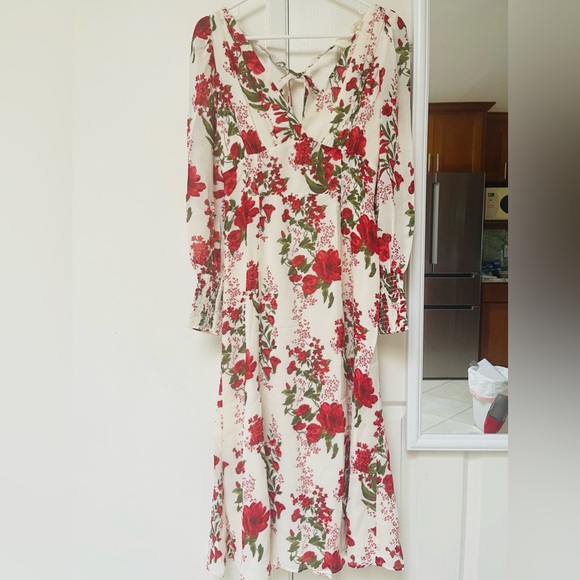NWT! Reformation Lindero Dress Size: 8 - Picture 5 of 13